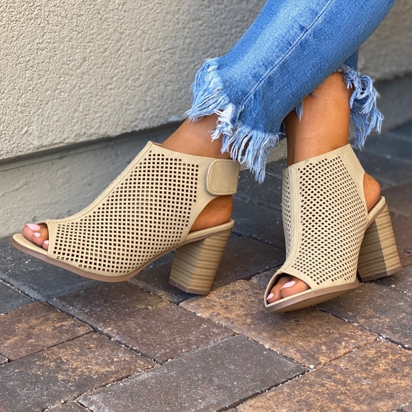 Chic Perforated Peep Toe Velcro Ankle Strap Bootie - Picture 5 of 12